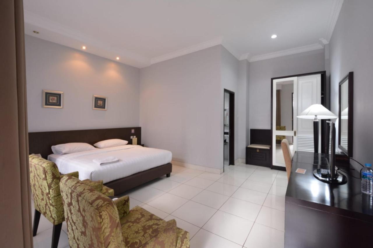 Hotel Sindha 2*